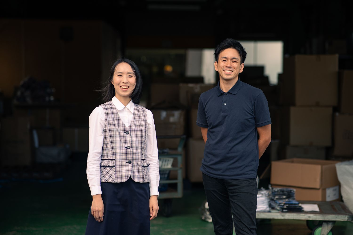 勝星産業の高桑さんと和田さんのポートレート